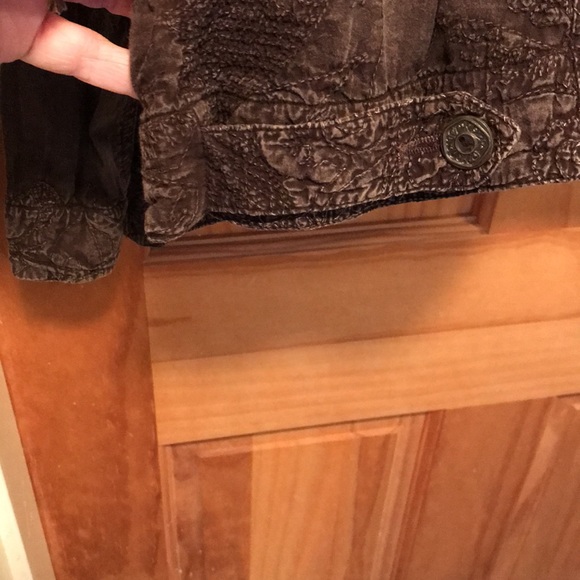 Chico’s Chocolate Brown Jean Style Jacket with Textured Quilt Stitching - Picture 9 of 9